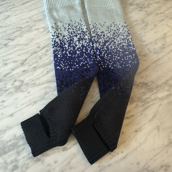 Ivivva Leg Warmers - Picture 5 of 6